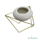 Deluxe Quinly Candle Holder With Metal Stand