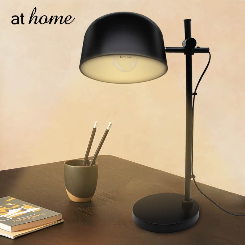 Deluxe Hariett Nordic 23 Inches Metal Table Lamp